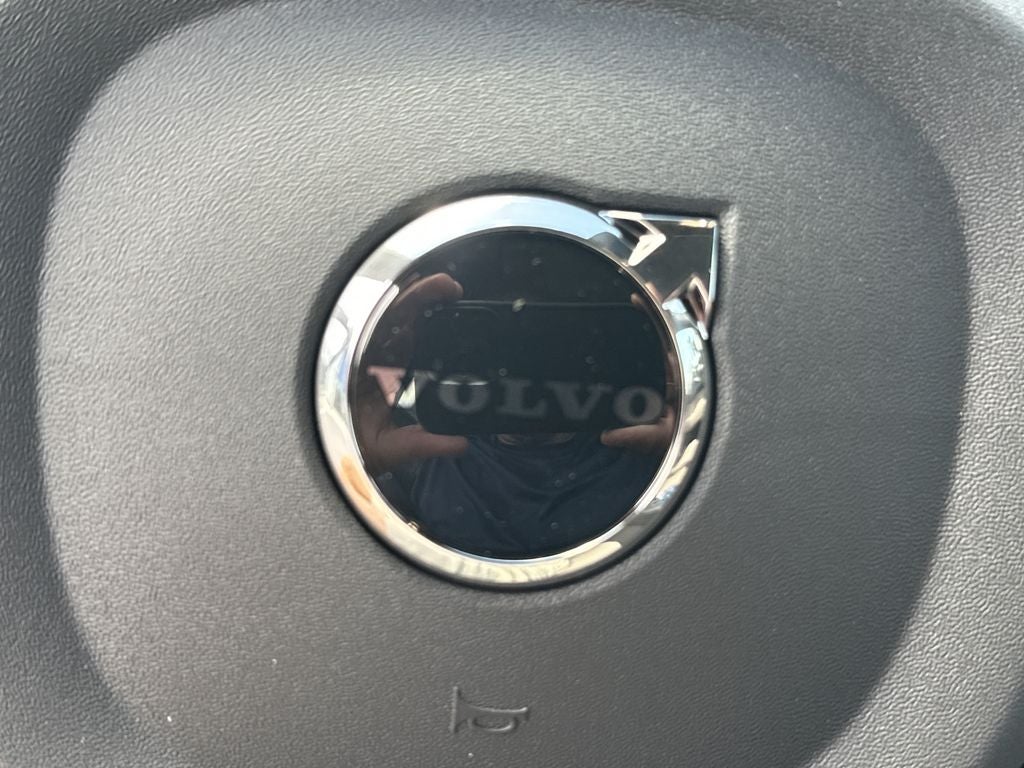 2027 Volvo XC60 B5 Plus