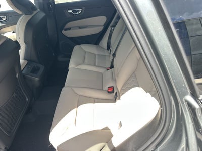 2027 Volvo XC60 B5 Core