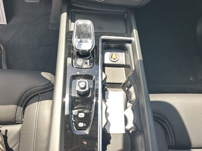 2027 Volvo XC60 B5 Ultra