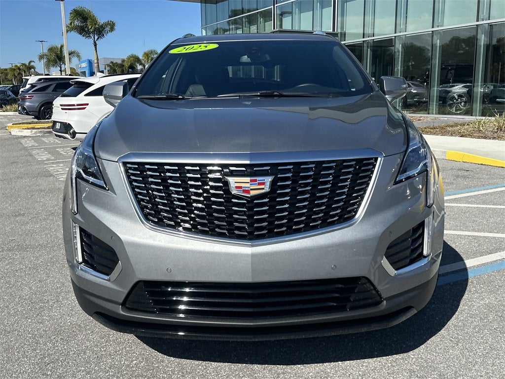 2025 Cadillac XT5 Luxury