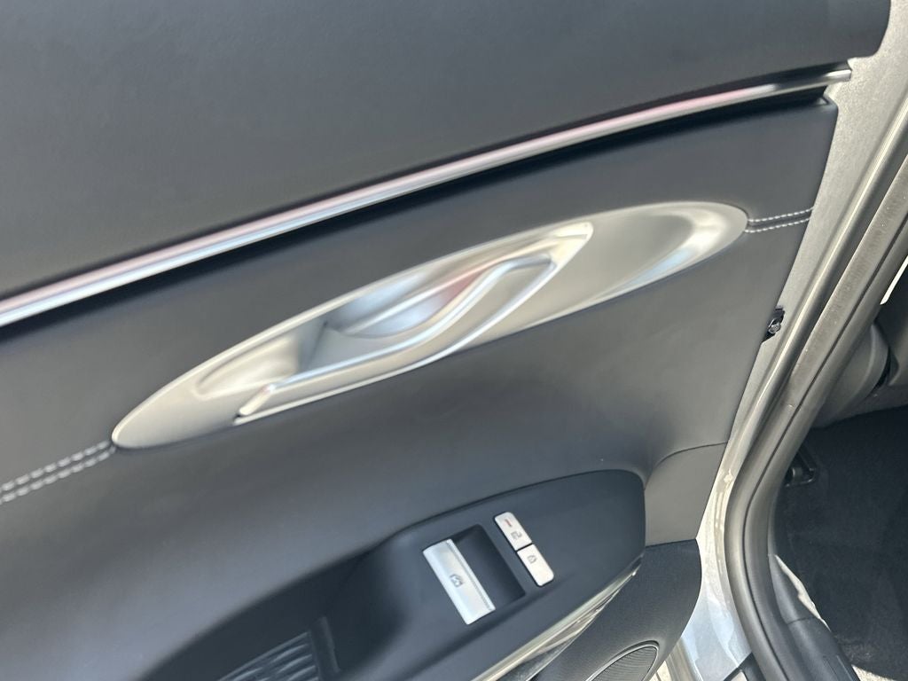 2026 Genesis GV70 2.5T