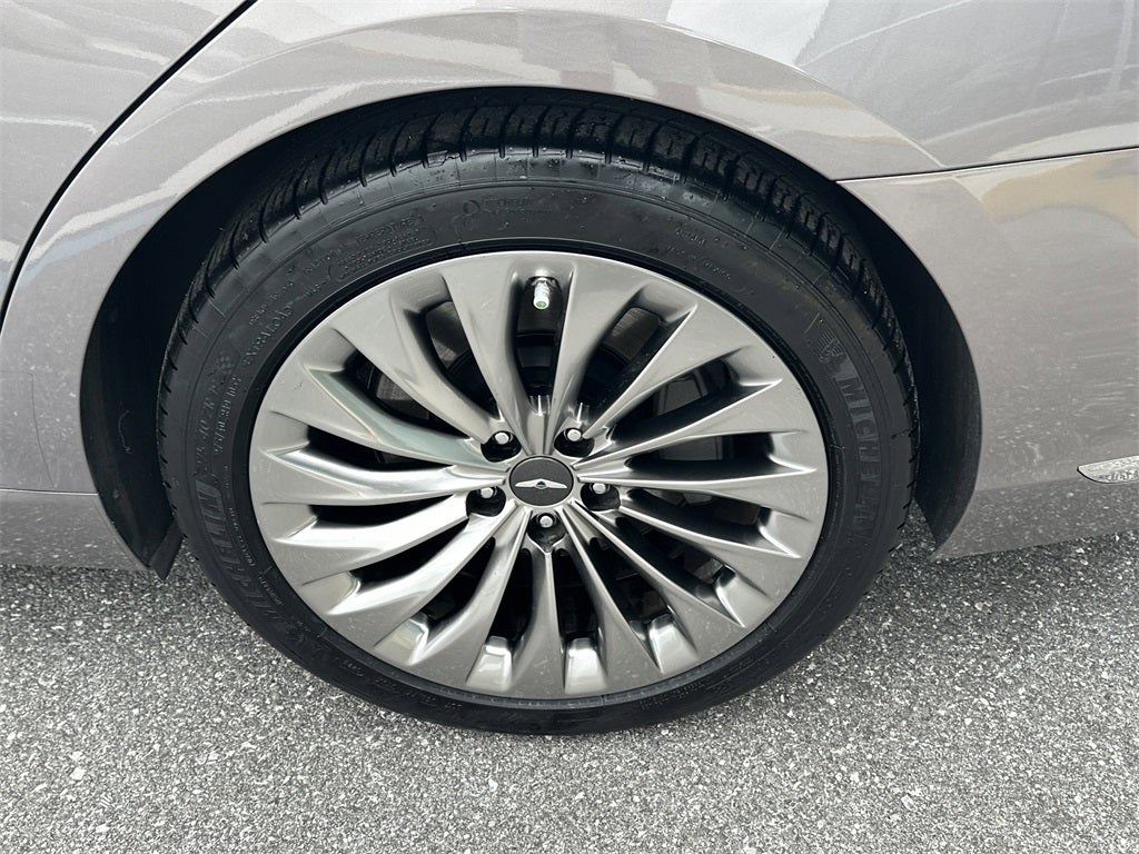 2018 Genesis G90 3.3T Premium