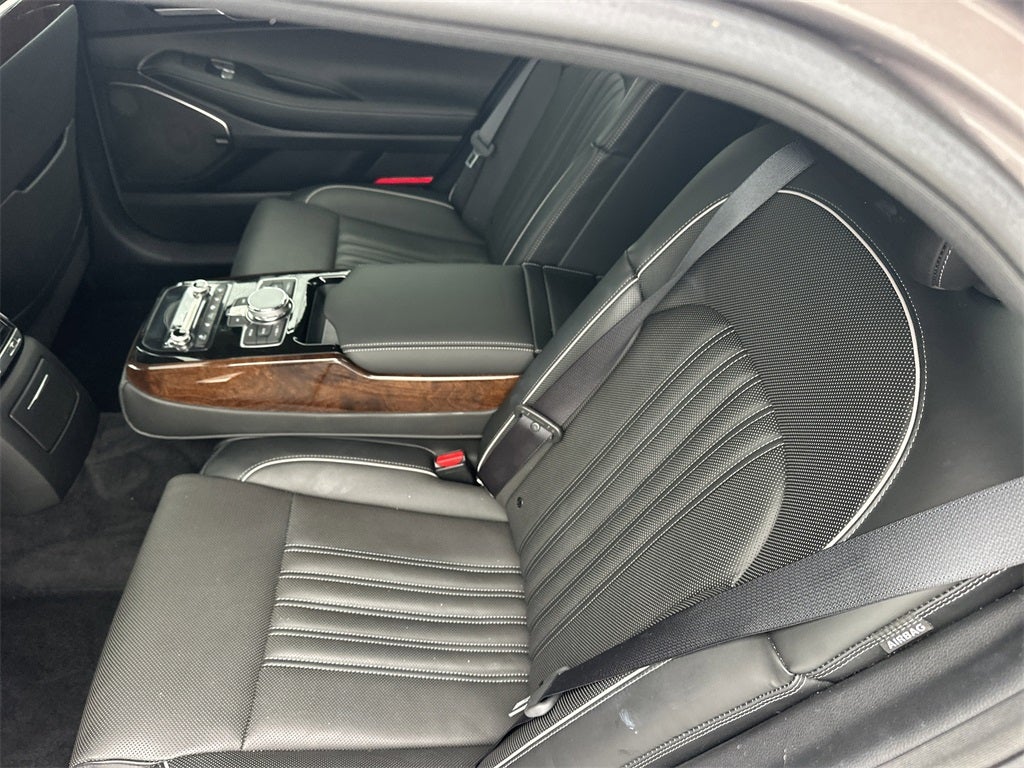 2018 Genesis G90 3.3T Premium