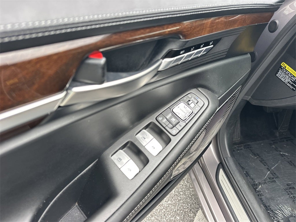 2018 Genesis G90 3.3T Premium