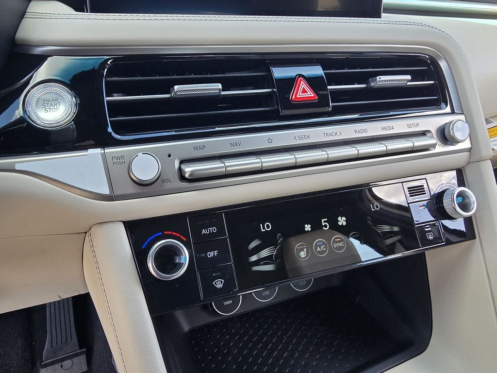 2026 Genesis G70 2.5T