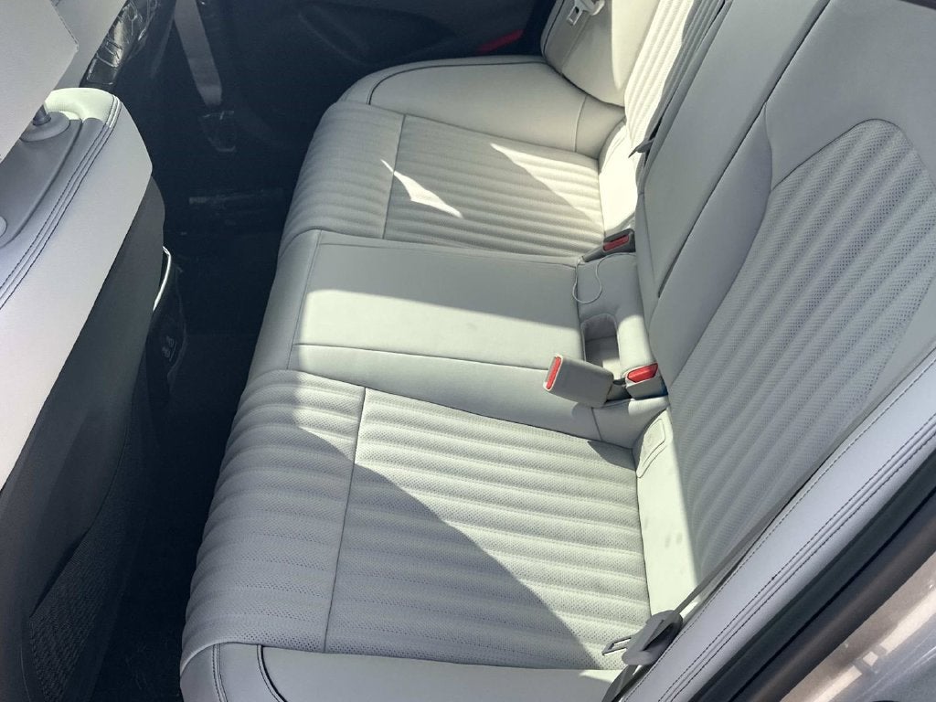 2027 Genesis G70 Standard