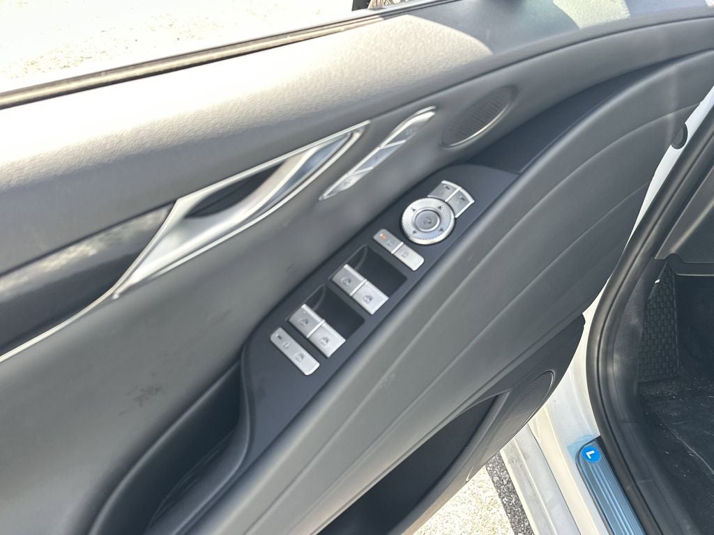 2026 Genesis G80 2.5T