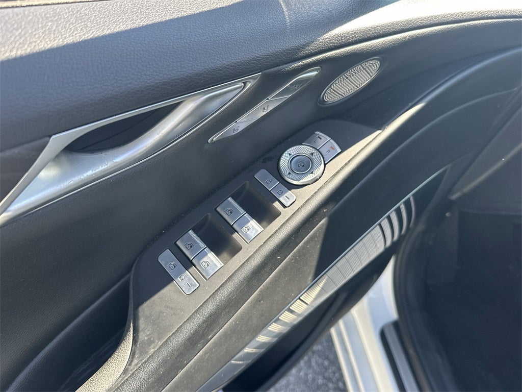 2021 Genesis G80 2.5T