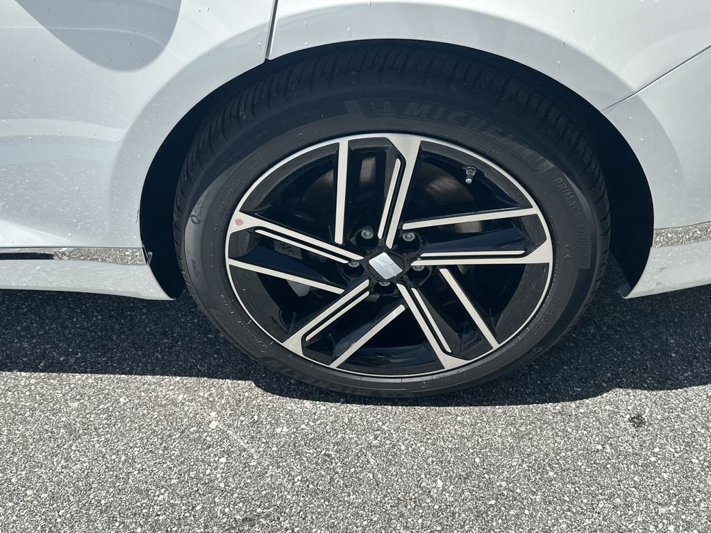 2027 Genesis G80 2.5T Advanced