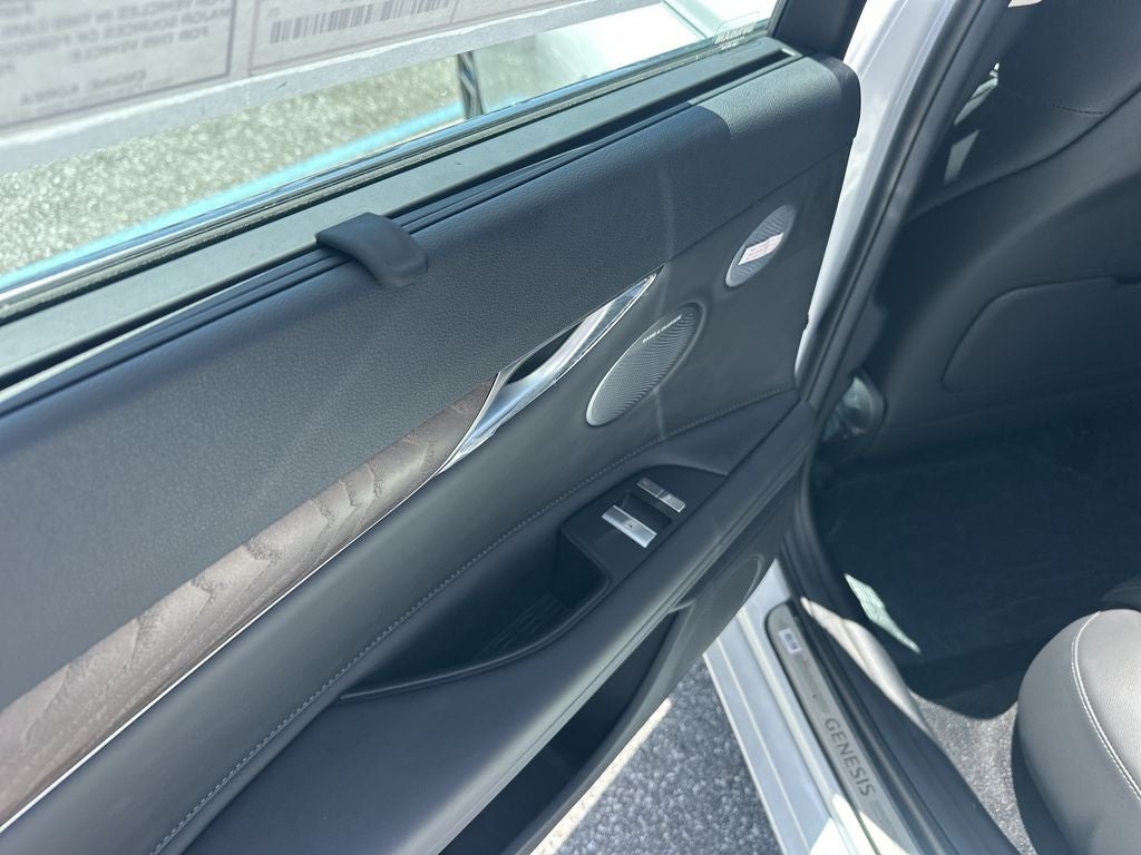 2027 Genesis G80 2.5T Advanced