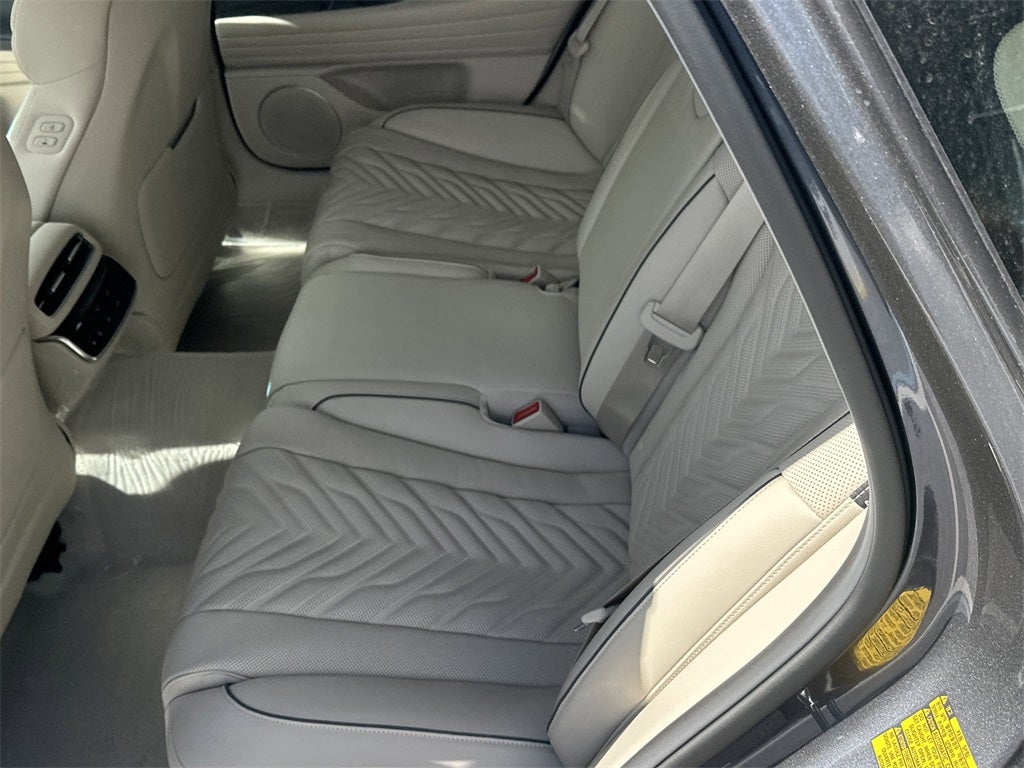 2026 Genesis G80 2.5T