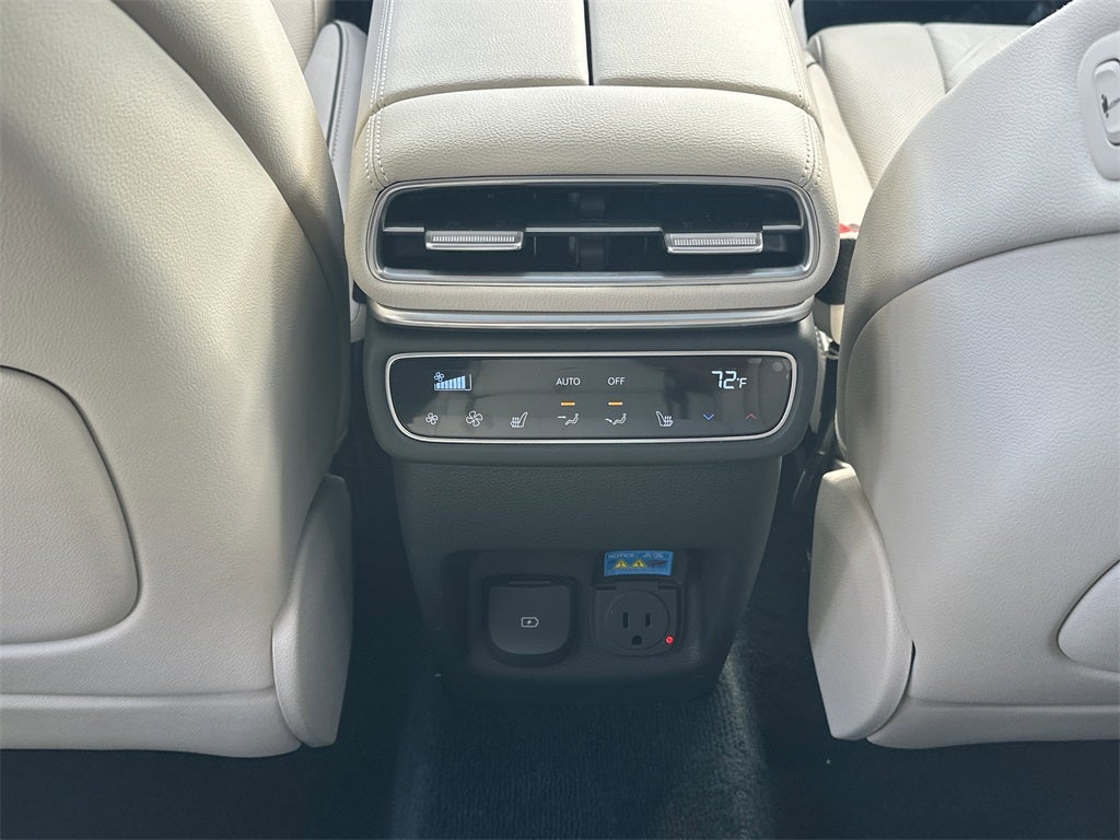 2025 Genesis GV80 2.5T Prestige