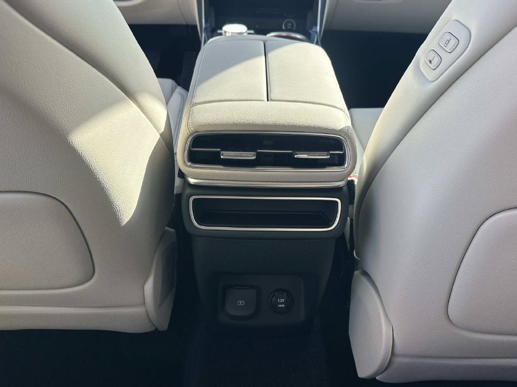 2027 Genesis GV80 2.5T