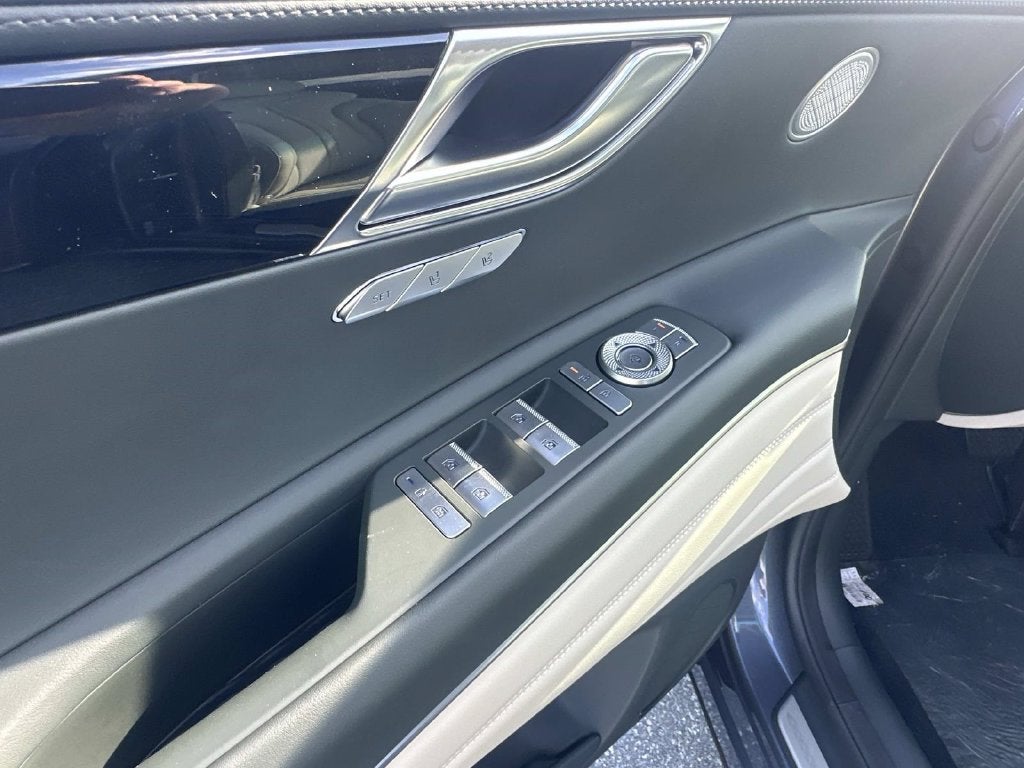 2027 Genesis GV80 2.5T