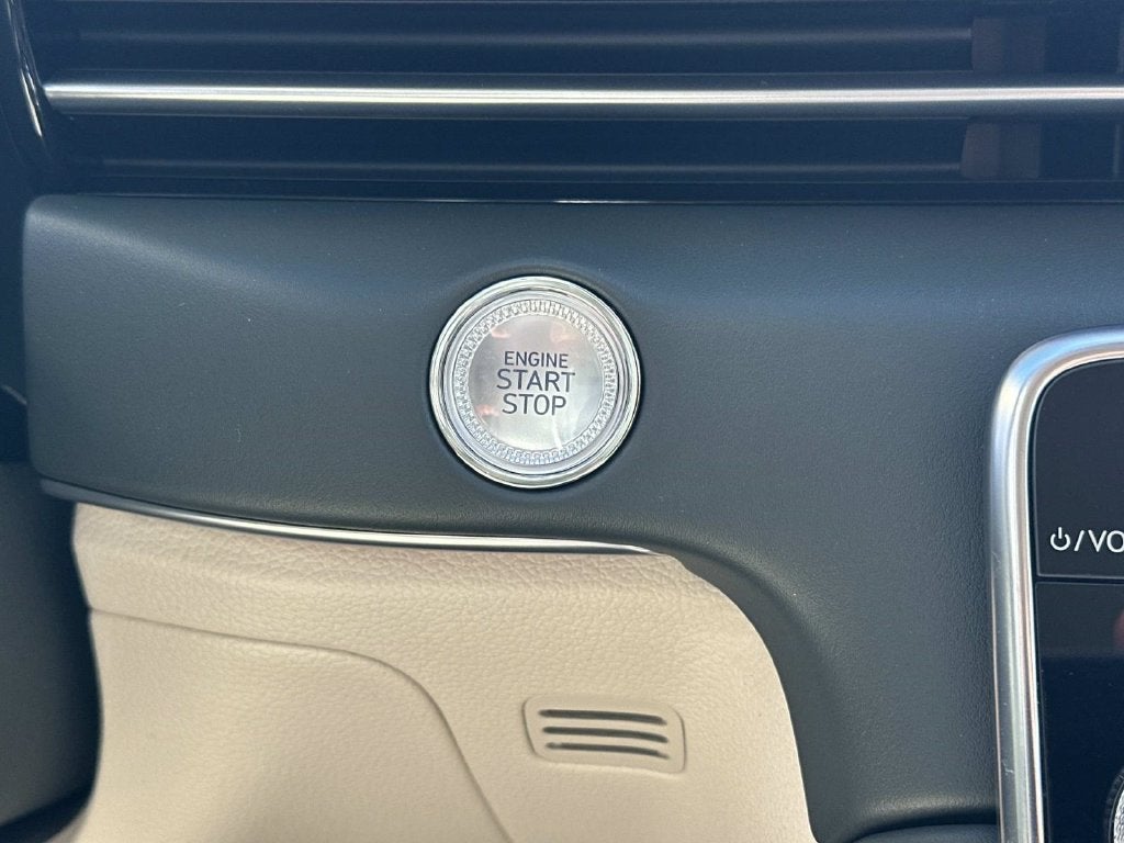 2027 Genesis GV80 2.5T