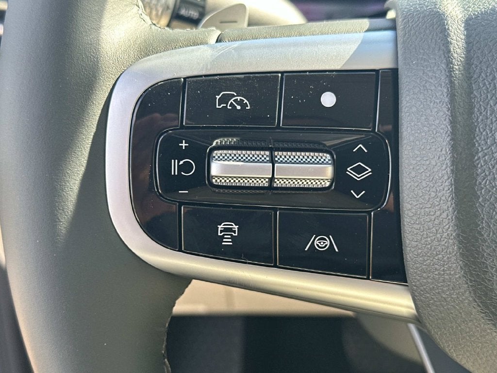 2027 Genesis GV80 2.5T
