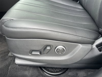 2025 Genesis GV80 2.5T