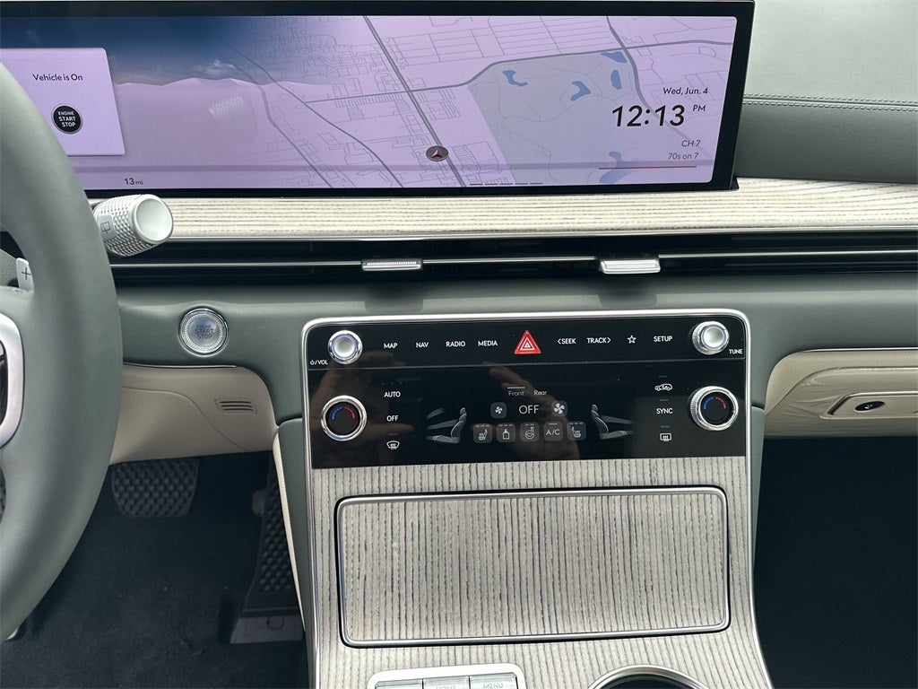 2025 Genesis GV80 2.5T