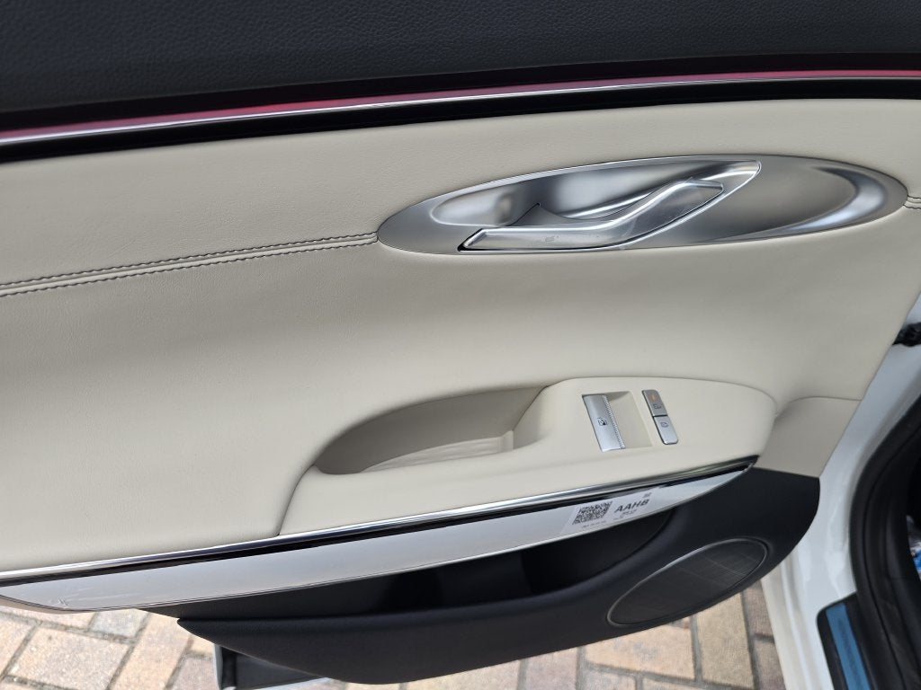 2027 Genesis GV70 2.5T