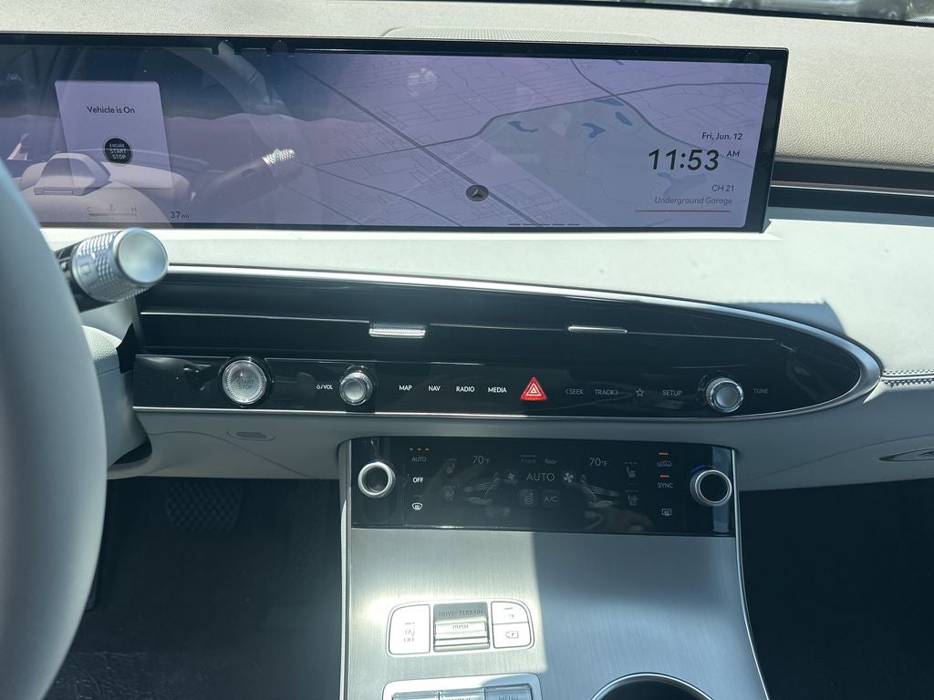 2026 Genesis GV70 2.5T ADVANCED