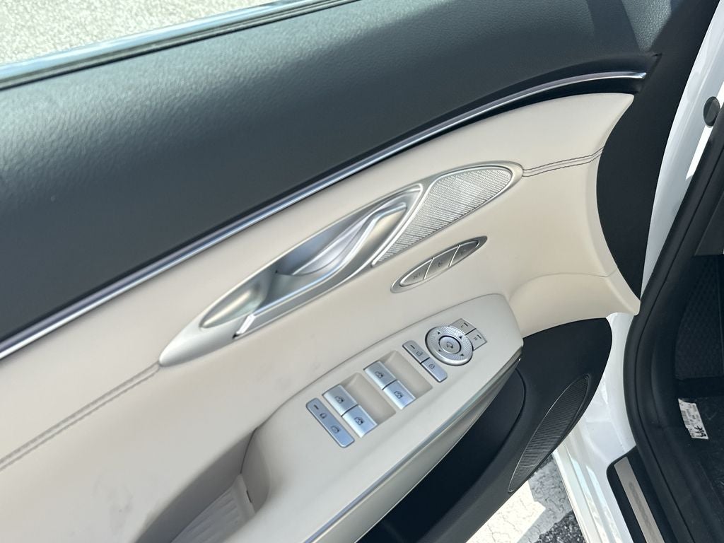 2027 Genesis GV70 2.5T SELECT