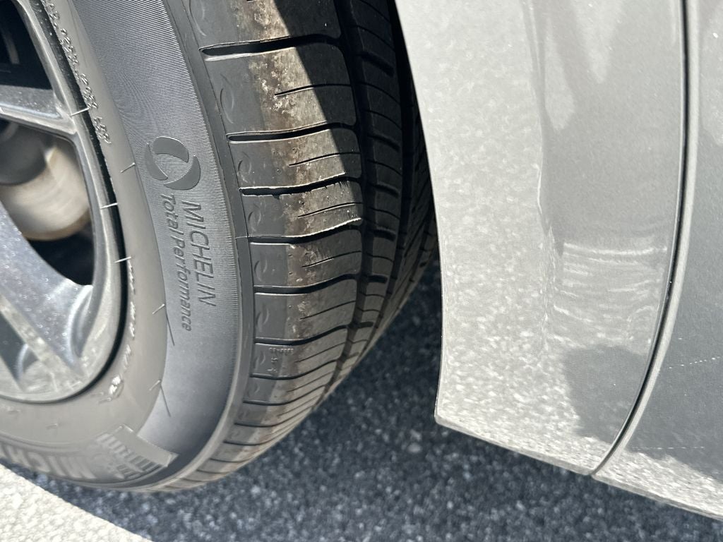 2027 Genesis GV70 2.5T ADVANCED
