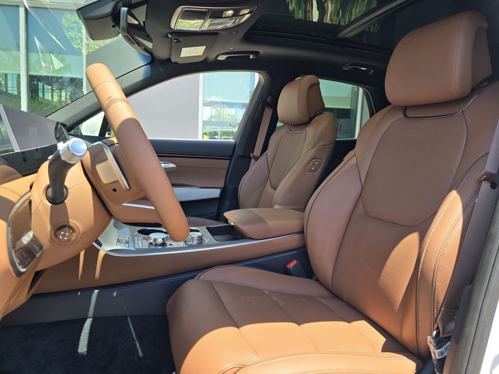 2027 Genesis GV70 2.5T Advanced
