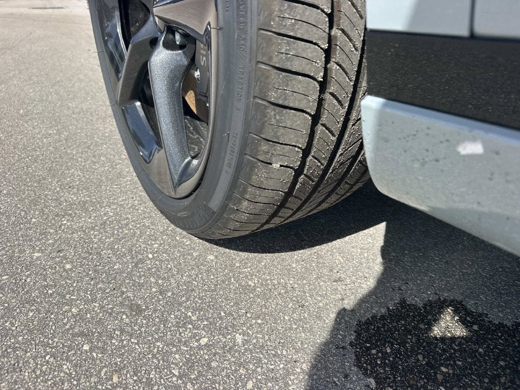 2027 Genesis GV70 2.5T SPORT PRESTIGE