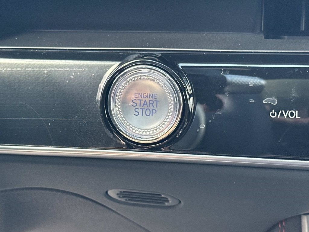 2027 Genesis GV70 2.5T SPORT PRESTIGE