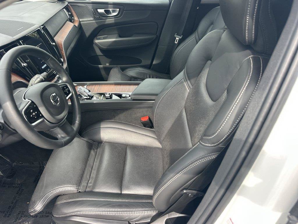 2024 Volvo XC60 Recharge Plug-In Hybrid Ultimate