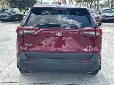 2025 Toyota RAV4 XLE