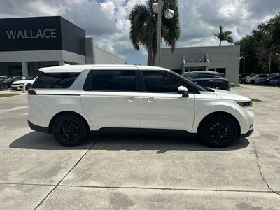2024 Kia Carnival LX Seat Package