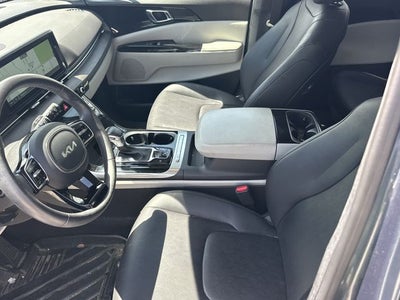 2024 Kia Carnival EX