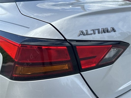 2024 Nissan Altima 2.5 SV in Stuart, FL - Wallace Auto Group