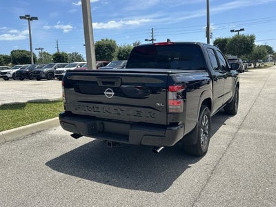 2024 Nissan Frontier SL