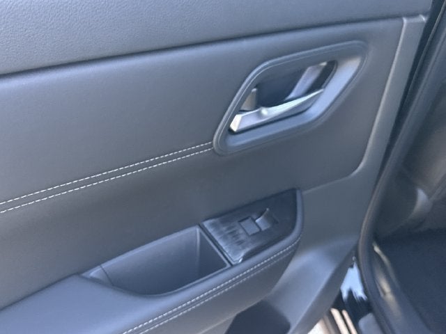 2027 Nissan Rogue Dark Armor