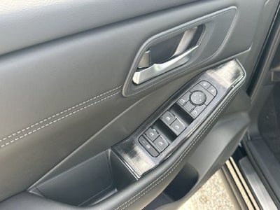 2027 Nissan Rogue Dark Armor
