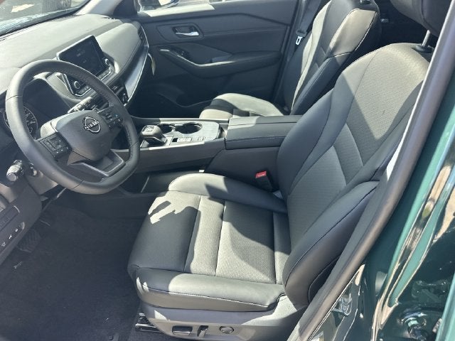 2027 Nissan Rogue Dark Armor