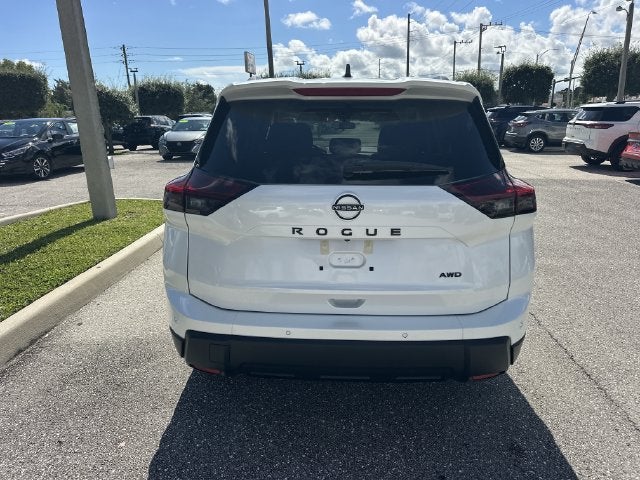 2027 Nissan Rogue Dark Armor
