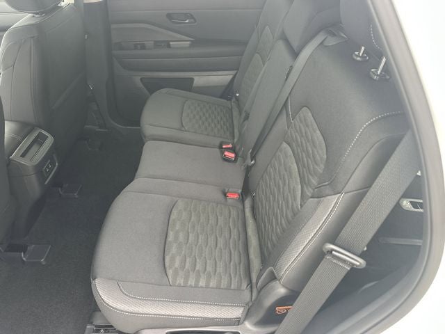 2026 Nissan Pathfinder S