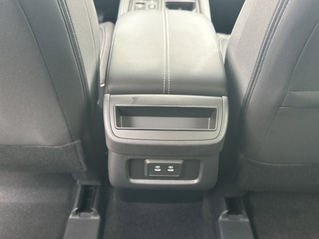 2026 Nissan Pathfinder S