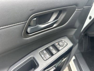 2026 Nissan Pathfinder S