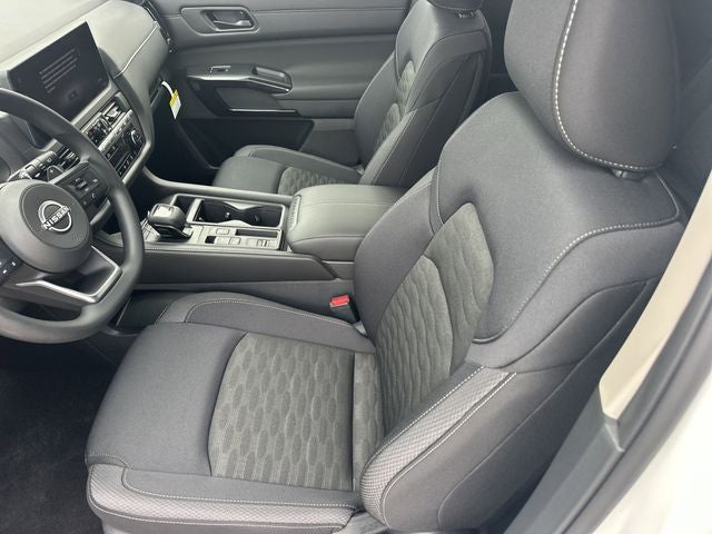 2026 Nissan Pathfinder S