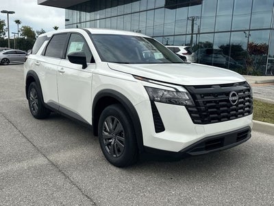 2026 Nissan Pathfinder S