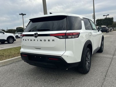 2026 Nissan Pathfinder S