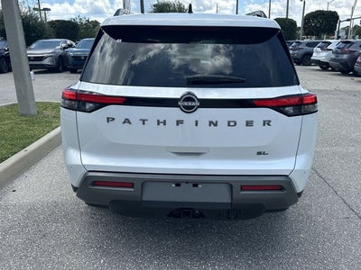 2026 Nissan Pathfinder SL
