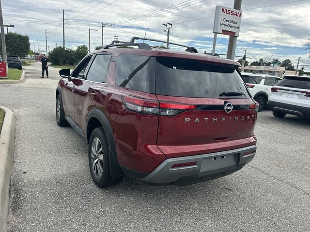 2026 Nissan Pathfinder SL