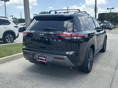 2026 Nissan Pathfinder SL