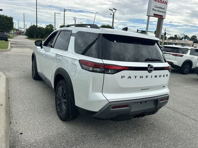 2026 Nissan Pathfinder SL