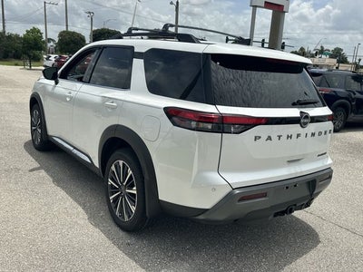 2026 Nissan Pathfinder Platinum